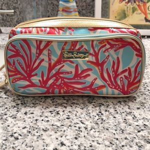 Lilly Pulitzer makeup bag